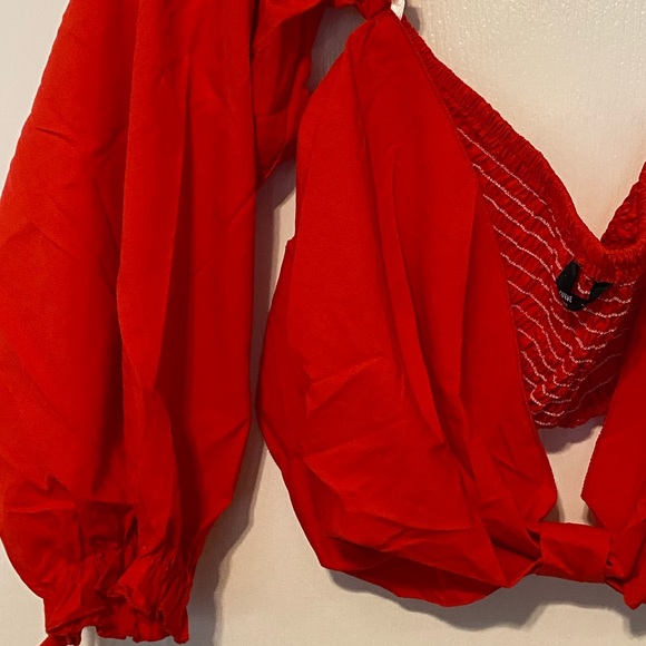 NEW RED 2 PIECE CROP AND SKIRT SET - Picture 3 of 9